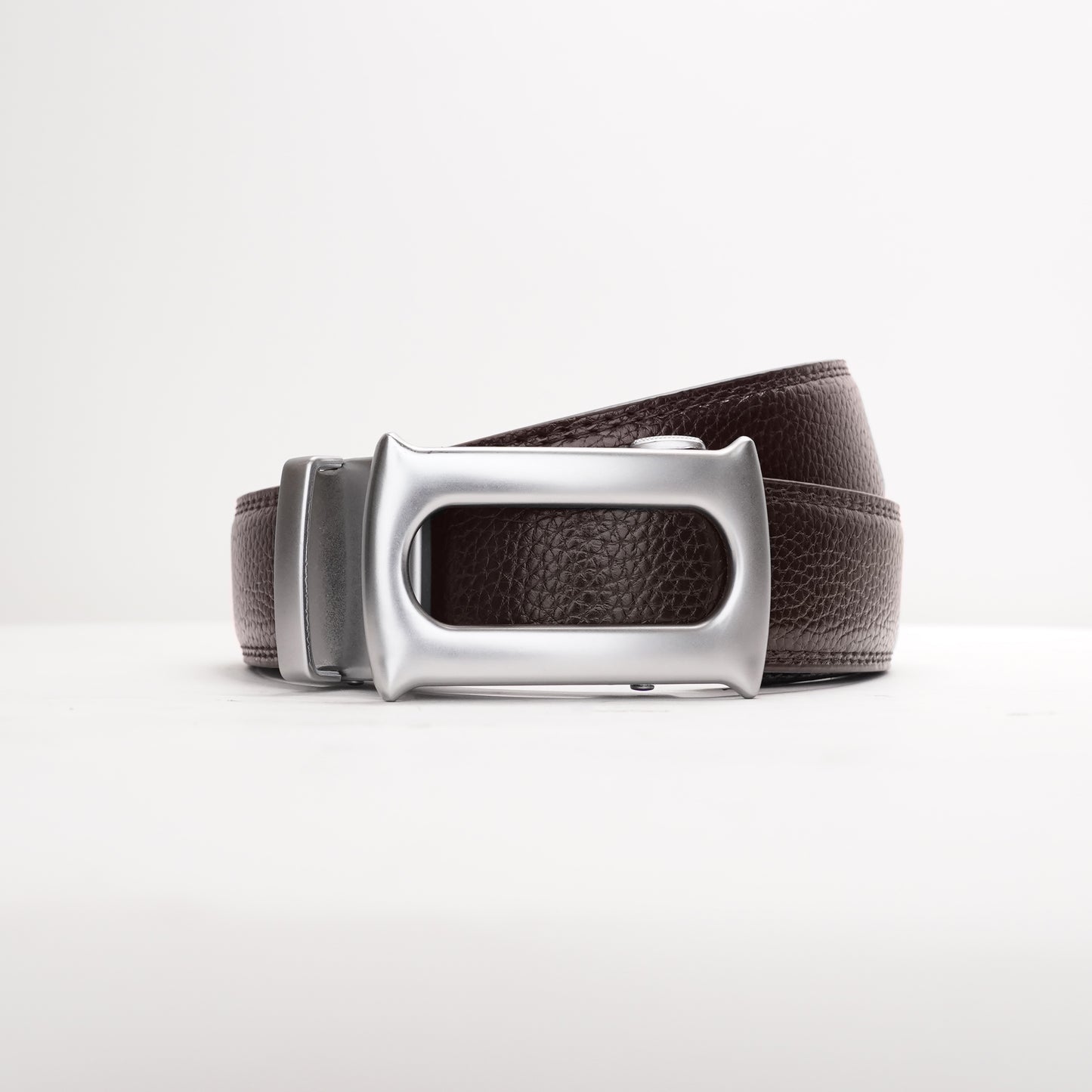 Oster – Brushed Silver