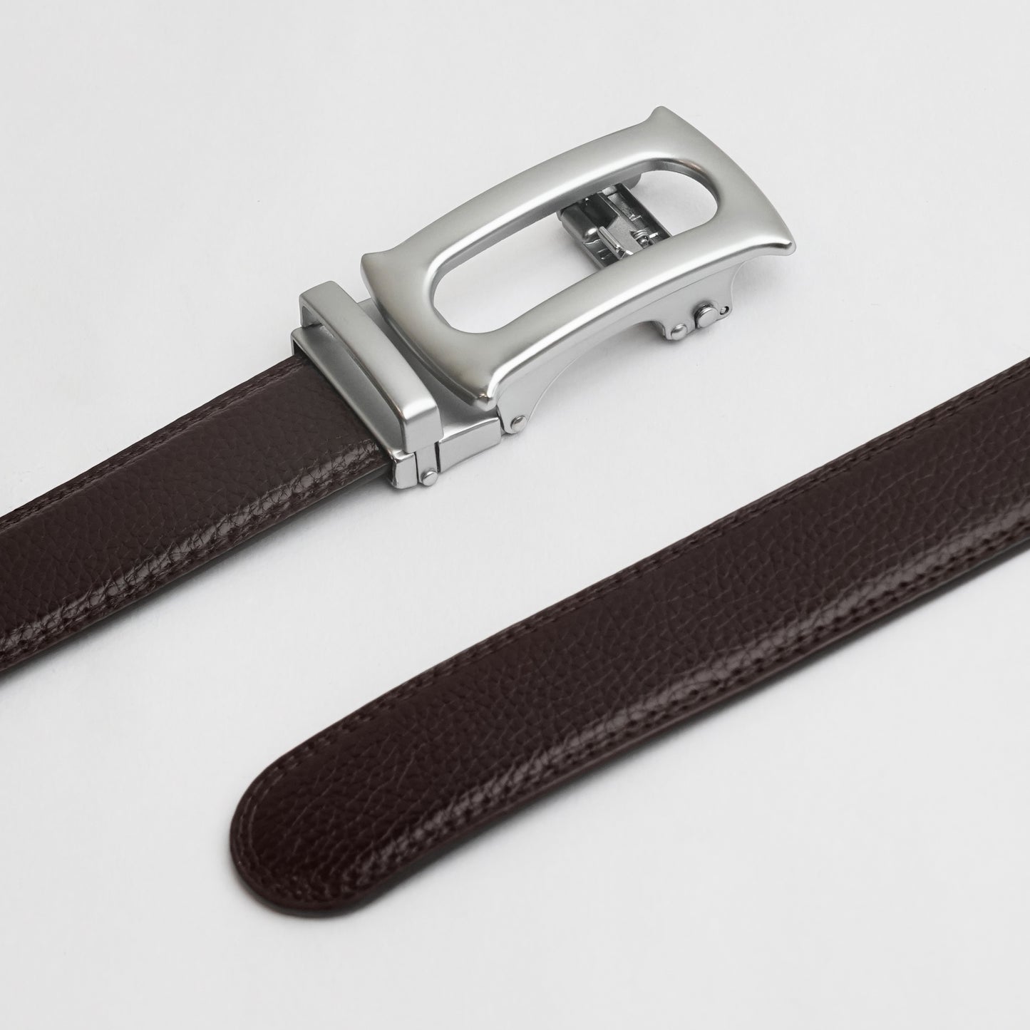 Oster – Brushed Silver