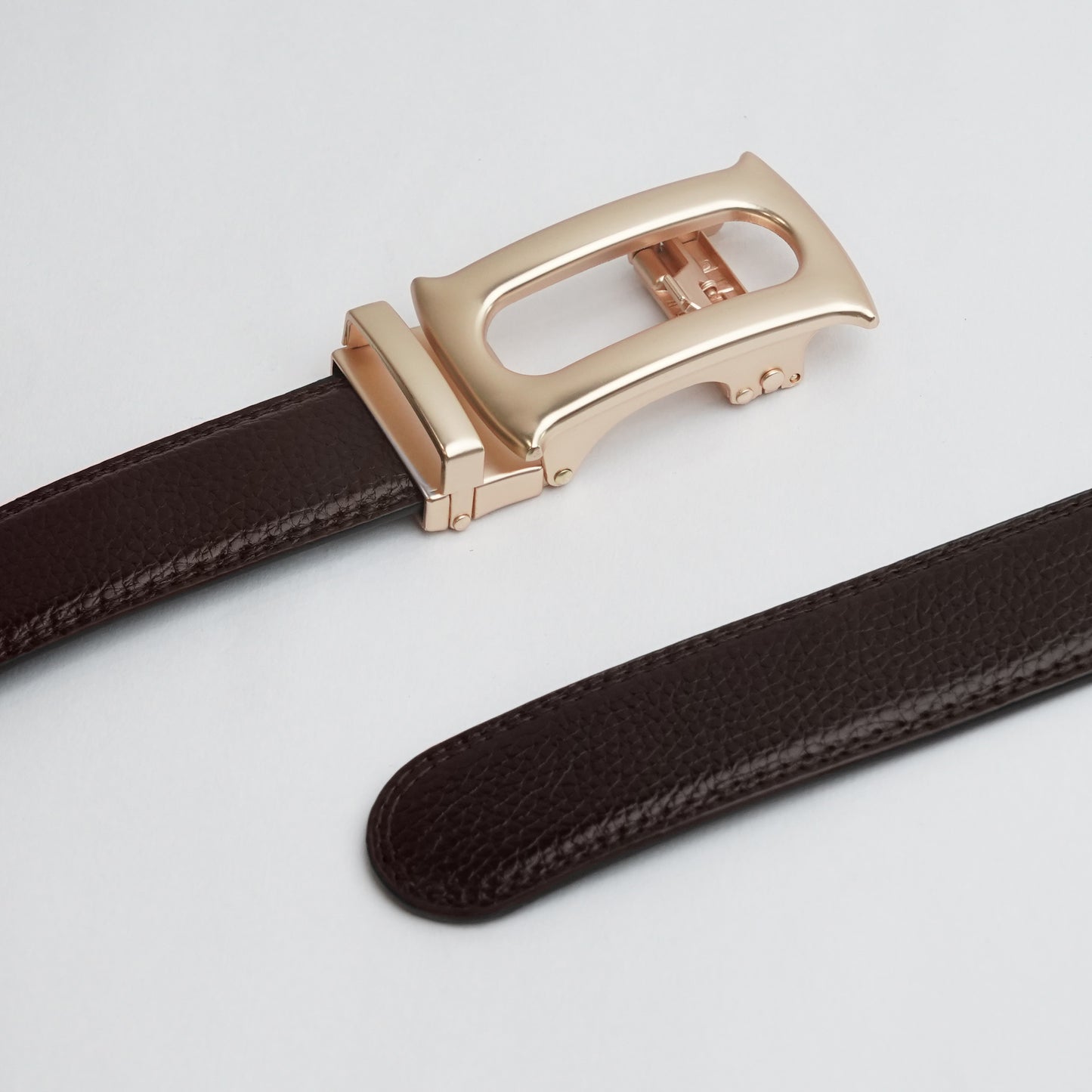 Oster - Brushed Gold