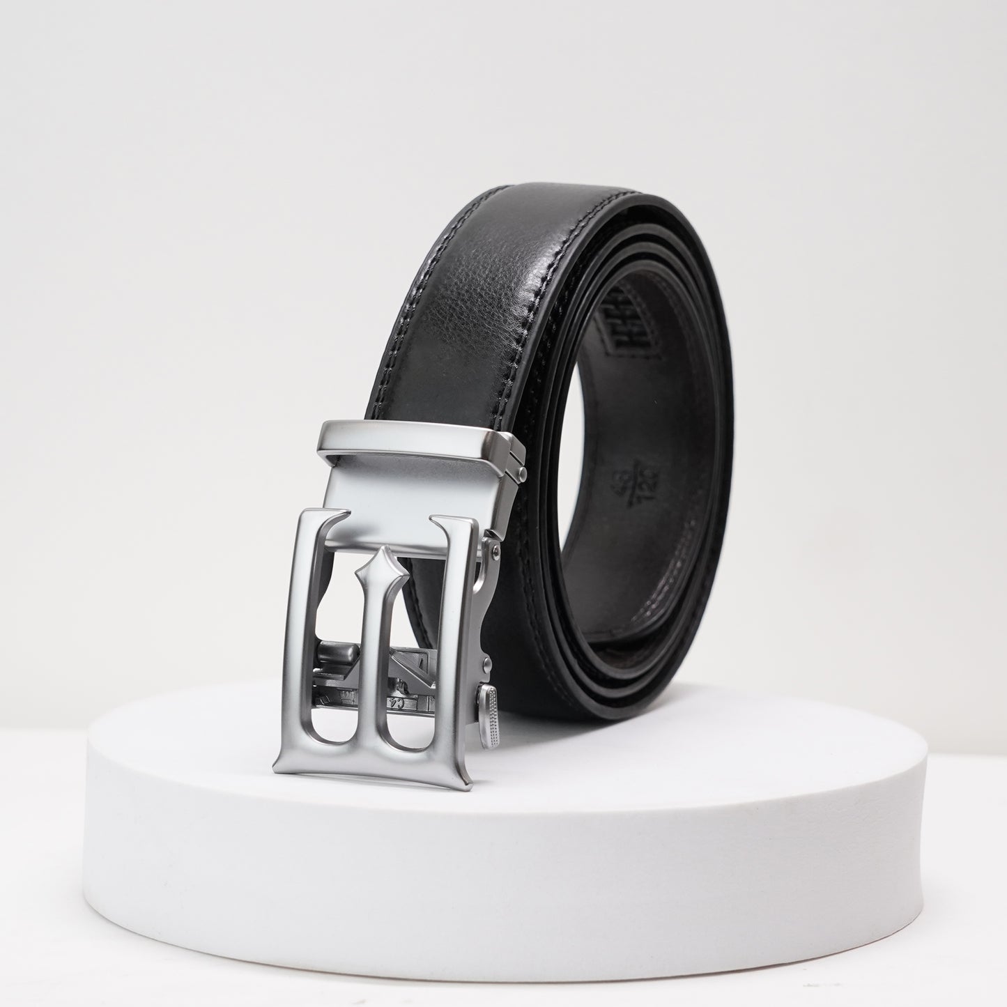Modena – Brushed Silver