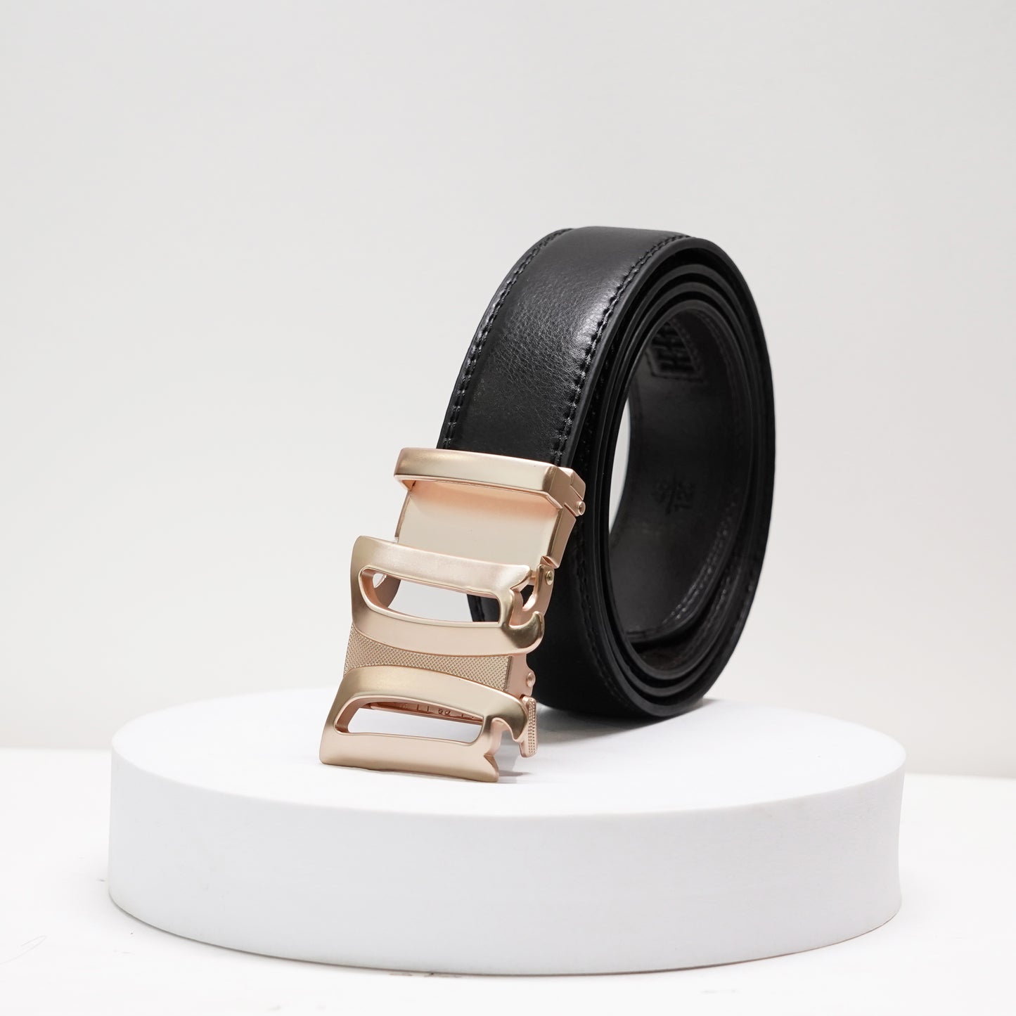 Infinia - Brushed Gold