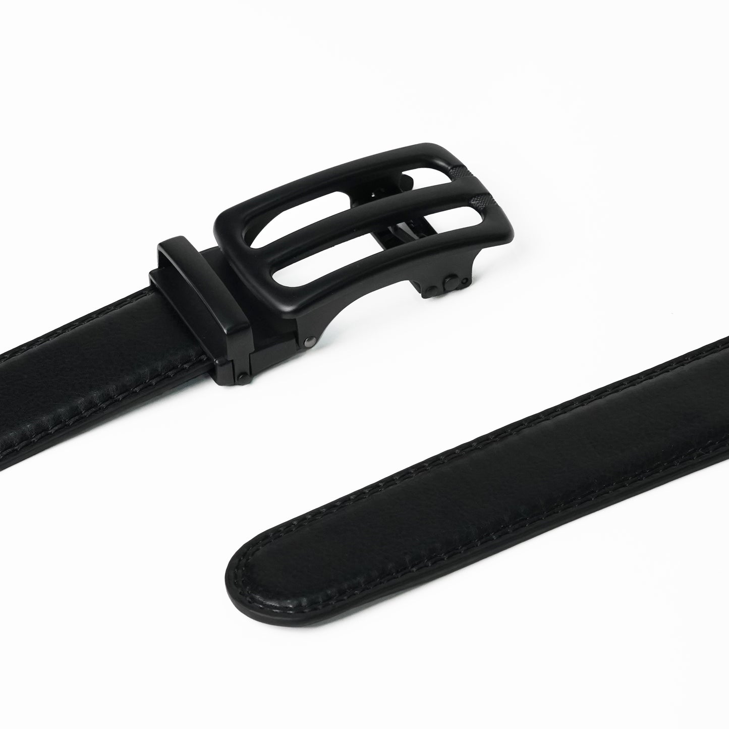Bravano – Matte Black - Vegan leather Men’s belt (24" - 46")