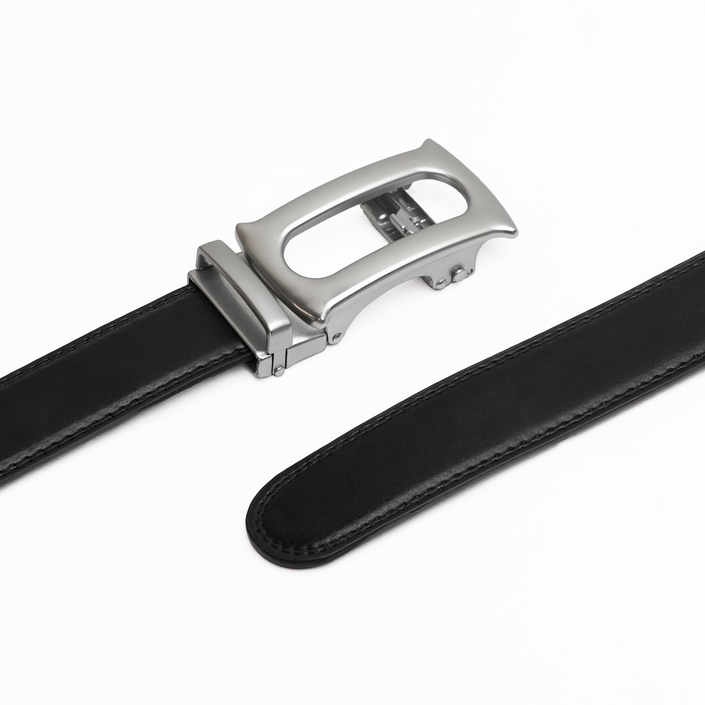 Oster – Brushed Silver - Vegan leather Men’s belt (24" - 46")